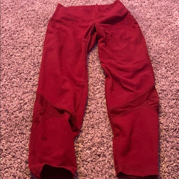 Old Navy Pants - Burgundy leggings from old navy